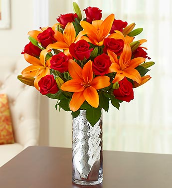 Elegant Autumn Rose & Lily Bouquet