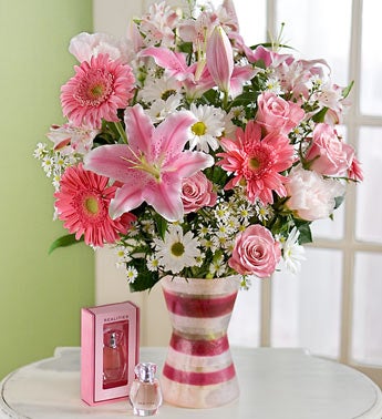 Bouquet with REALITIES® Eau de Parfum